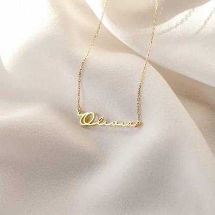 Signature Name Pendant Product Image